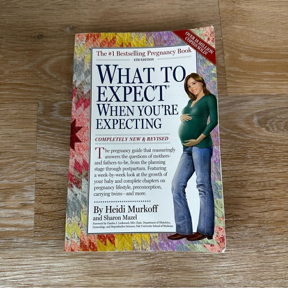 BUNDLE (2) What to Expect Books - Picture 5 of 7